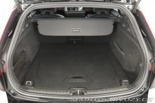 Volvo V60 R-Design T8 Twing Engine 2020