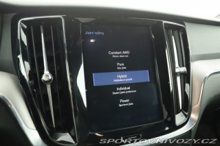 Volvo V60 R-Design T8 Twing Engine 2020
