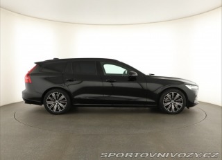 Volvo V60 R-Design T8 Twing Engine 2020