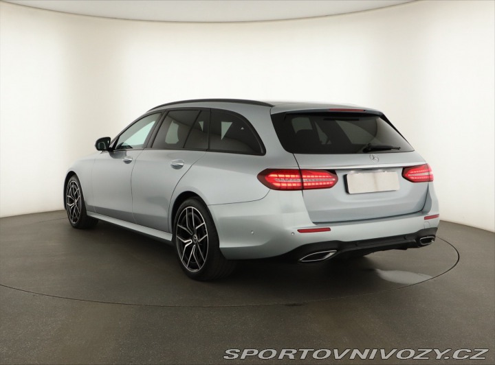 Mercedes-Benz E E 450 4MATIC 2021