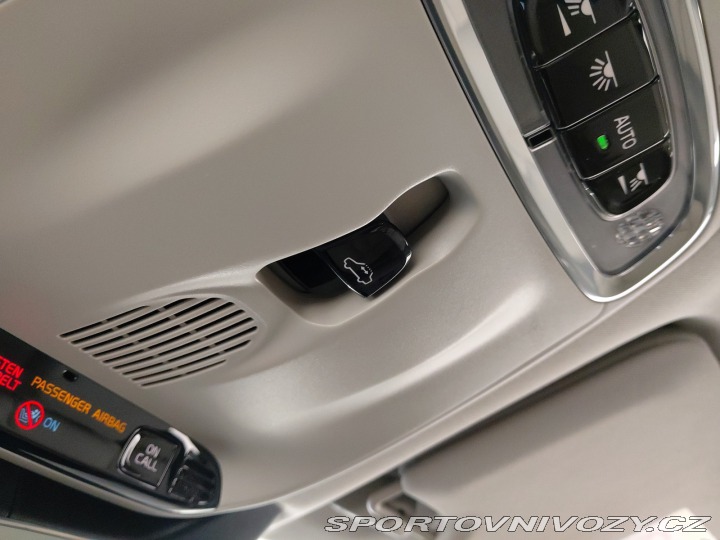 Volvo V90 R-Design B5 2021