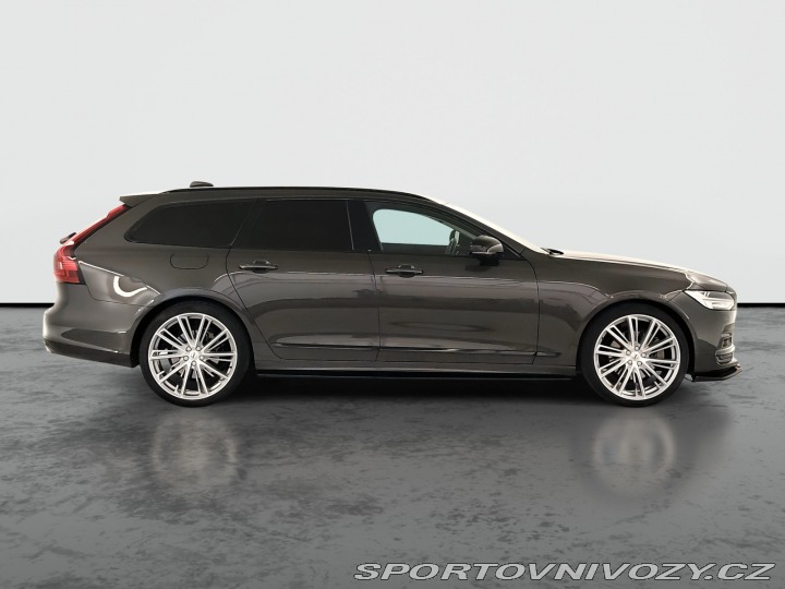 Volvo V90 R-Design B5 2021