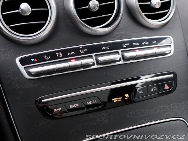 Mercedes-Benz C 2,0 300 190kW 4MATIC CZ D 2020