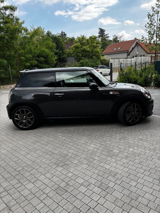 Mini Cooper S 1,6 l. 135kw