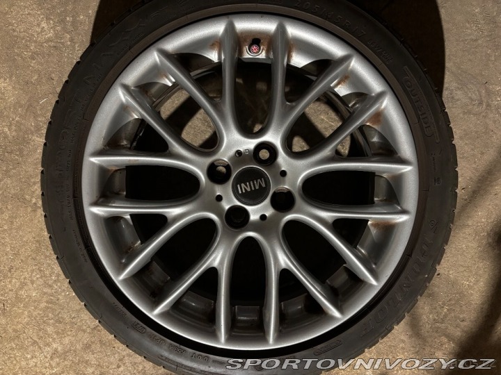 Mini Cooper S 1,6   l. 135kw 2011