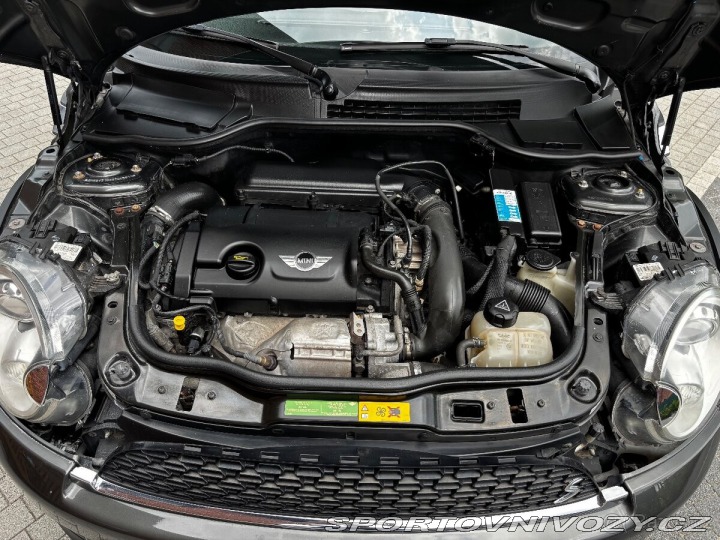 Mini Cooper S 1,6   l. 135kw 2011