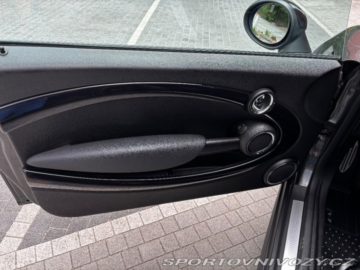 Mini Cooper S 1,6   l. 135kw 2011