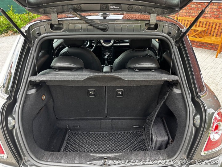 Mini Cooper S 1,6   l. 135kw 2011