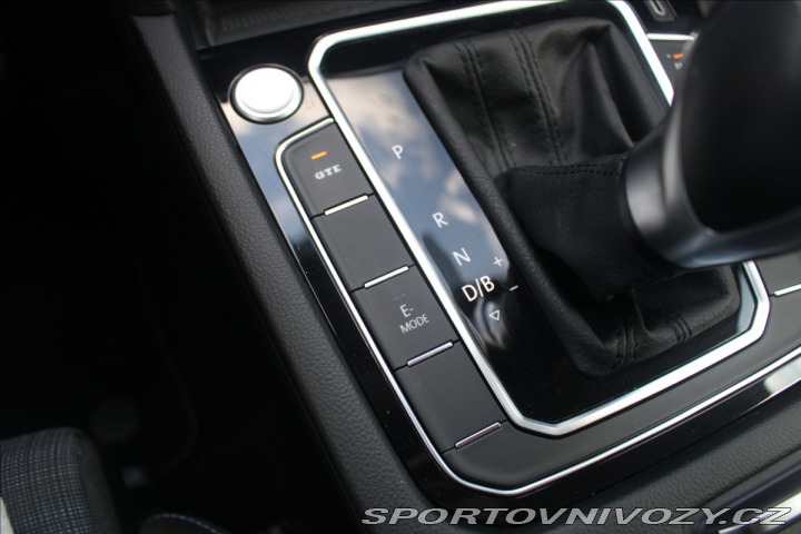 Volkswagen Ostatní modely Passat 1,4 GTE PLUGIN Hybrid Kom 1800