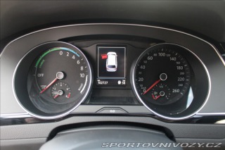 Volkswagen Ostatní modely Passat 1,4 GTE PLUGIN Hybrid Kom 1800
