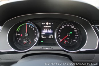 Volkswagen Ostatní modely Passat 1,4 GTE PLUGIN Hybrid Kom 1800