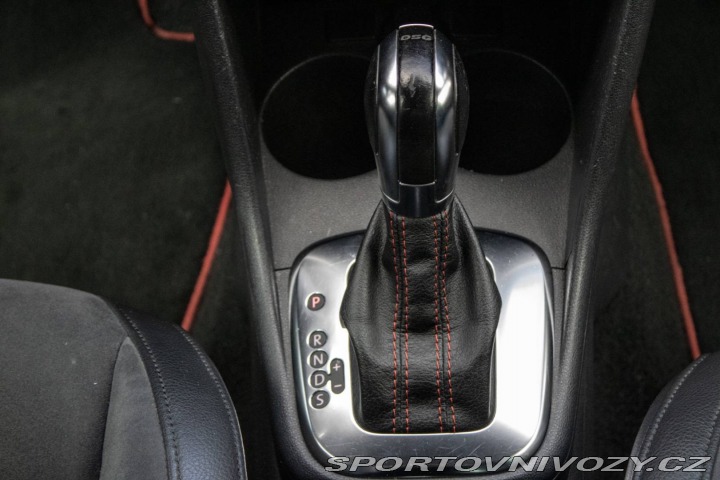 Volkswagen Polo GTI GTI 1.4 TSI 132kW AT/7 2 2012