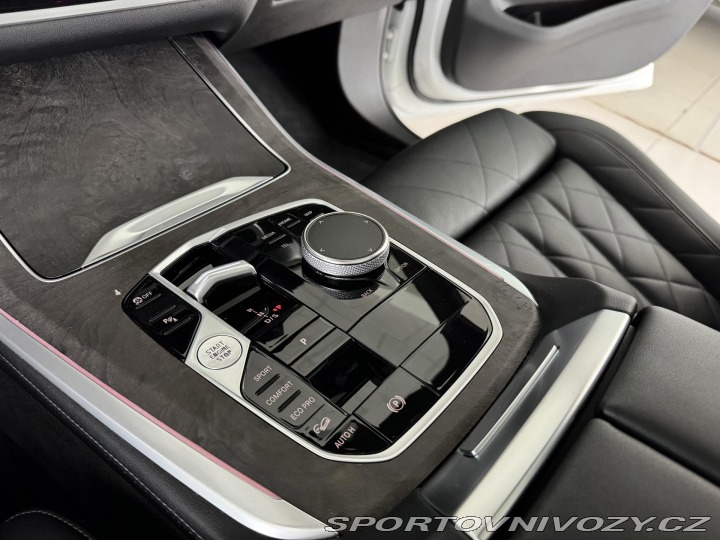 BMW X5 40i xDrive*280kW*REZERVAC 2024