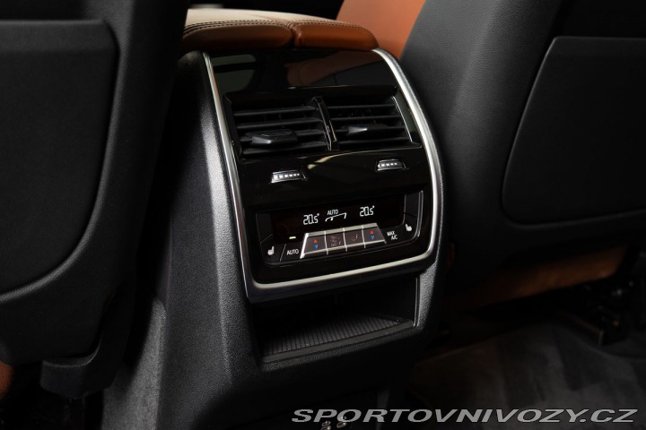 BMW X7 M50i/360/HarmanKardon/Pan 2022