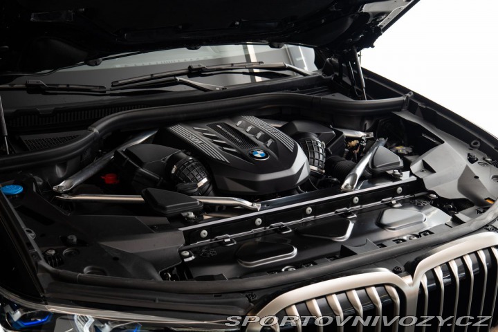 BMW X7 M50i/360/HarmanKardon/Pan 2022