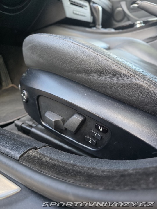 BMW 3 330d 2009