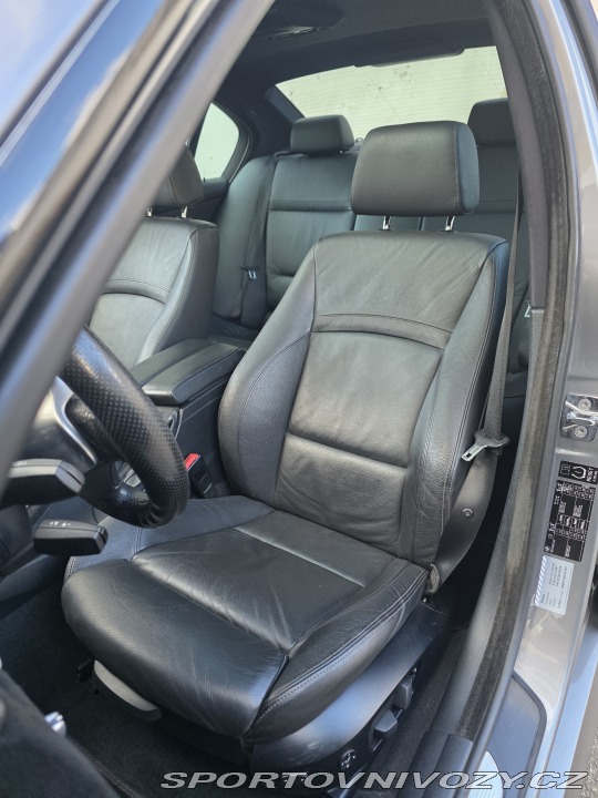 BMW 3 330d 2009