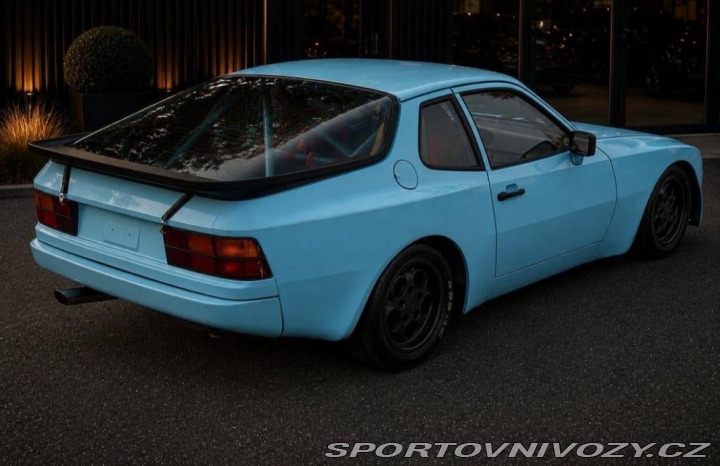 Porsche 944 1986