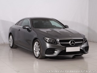 Mercedes-Benz E Elegance E 200 4MATIC