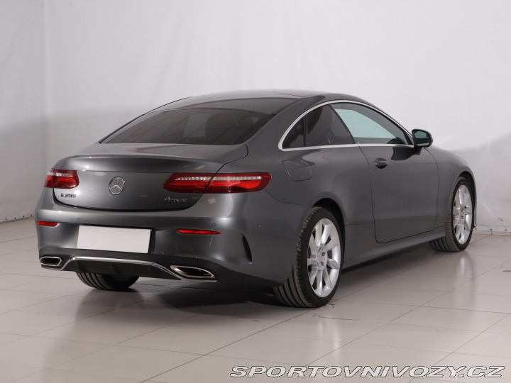 Mercedes-Benz E Elegance E 200 4MATIC 2018