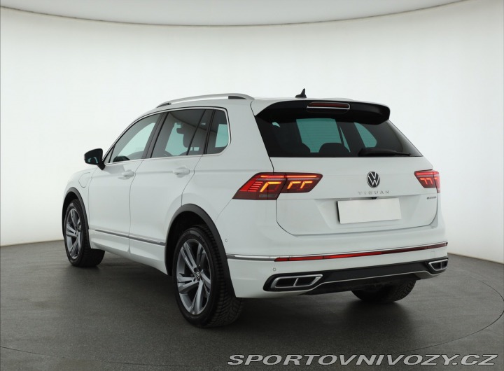 Volkswagen Ostatní modely Tiguan R-Line 1.4 TSI eHybrid 2022