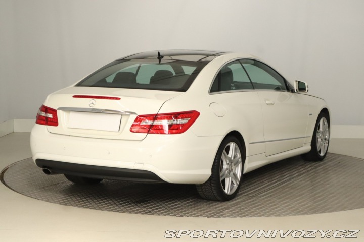 Mercedes-Benz E Avantgarde E 250 2013