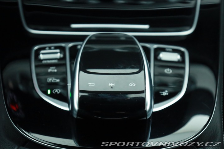 Mercedes-Benz E E 200 2017