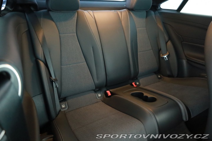 Mercedes-Benz E E 200 2017