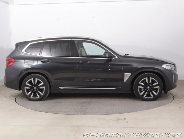 BMW iX3 80 kWh 2021