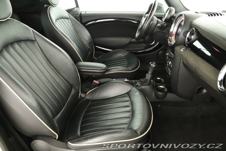 Mini Cooper Cooper S 2011