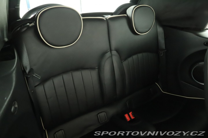Mini Cooper Cooper S 2011