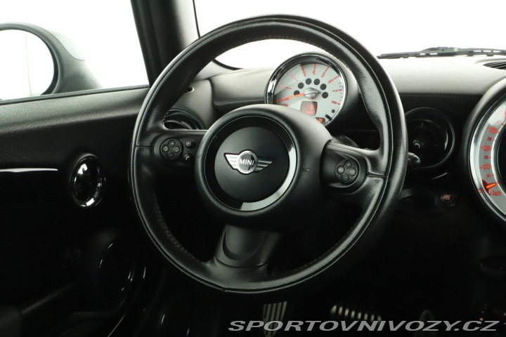 Mini Cooper Cooper S 2011