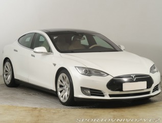 Tesla Model S 85D
