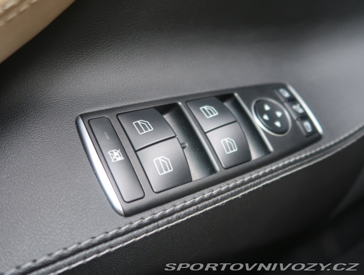 Tesla Model S 85D 2015