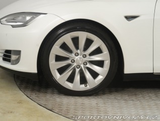 Tesla Model S 85D 2015