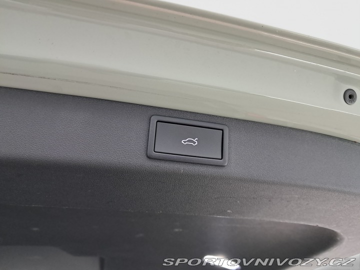 Škoda Elroq 85 (82 kWh) 2025
