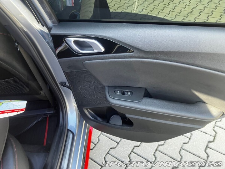 Kia ProCeed 1,6 TGDi 2021