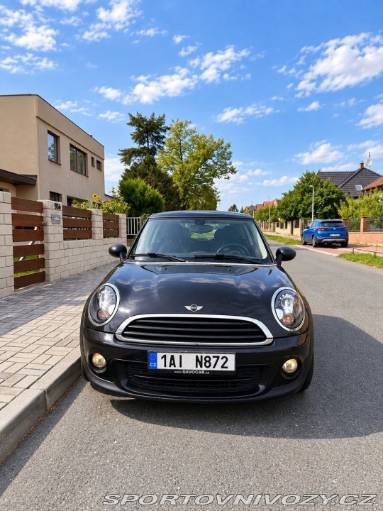 Mini One 1,6 i, 3 dveře, 106 000 2013