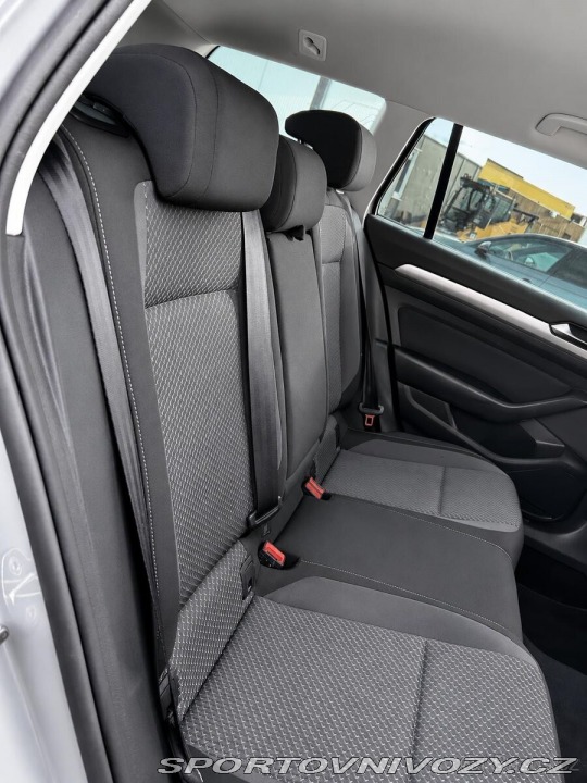 Volkswagen Ostatní modely Passat 2,0 TDi 90kW B8 DSG KAM 2022
