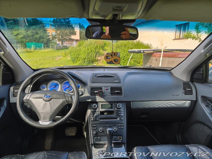 Volvo Ostatní modely XC90 2,4 D5 120 kW, AWD, 7-m 2011