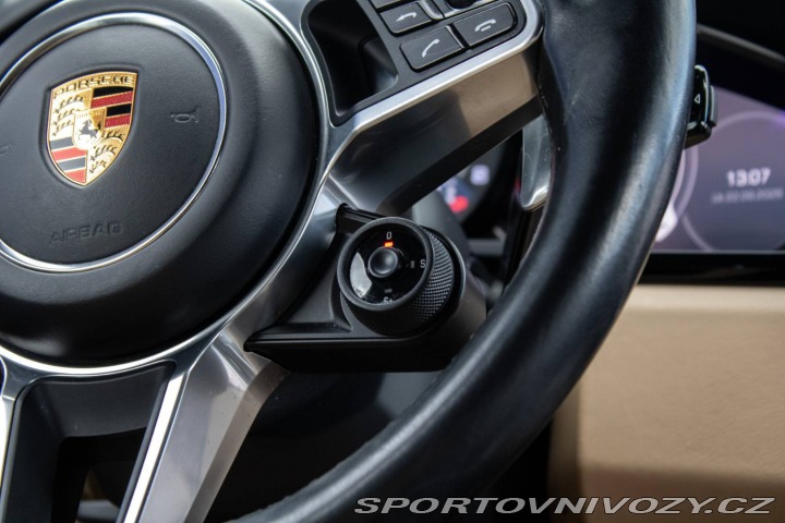 Porsche Cayenne 4x4 A/T / 250kW / A8 / Z 2018
