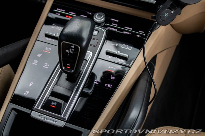 Porsche Cayenne 4x4 A/T / 250kW / A8 / Z 2018