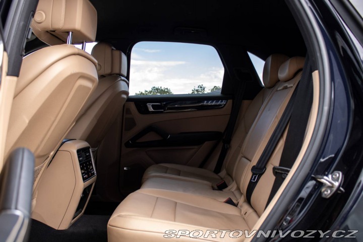 Porsche Cayenne 4x4 A/T / 250kW / A8 / Z 2018