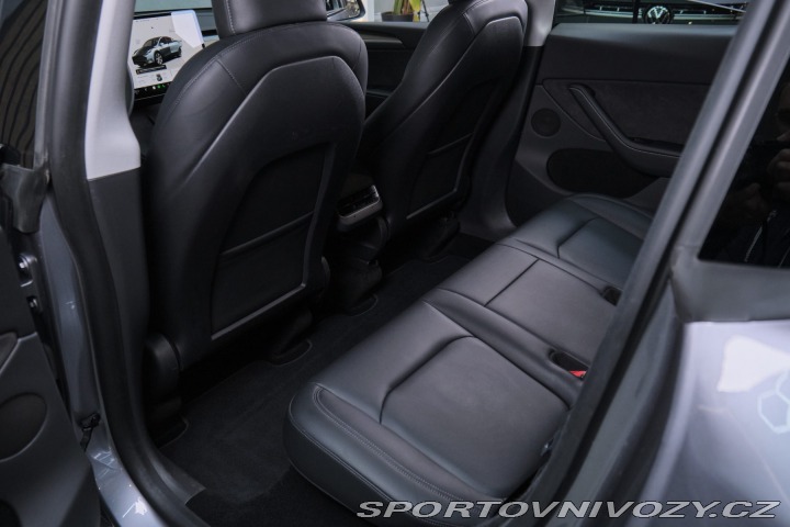 Tesla Model Y Dual Motor Long-Range 2023