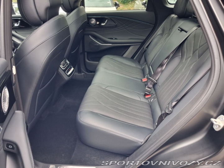 Ostatní značky Ostatní modely Omoda 9 Premium 1.5TGDI PHEV AWD 2026