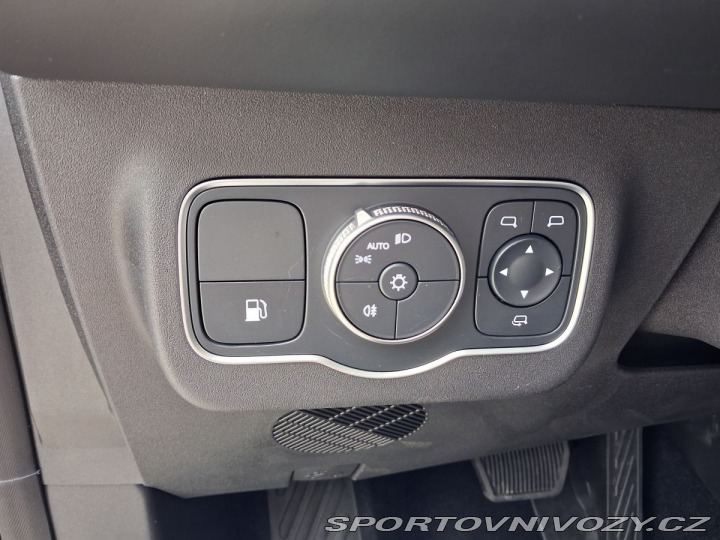 Ostatní značky Ostatní modely Omoda 9 Premium 1.5TGDI PHEV AWD 2026
