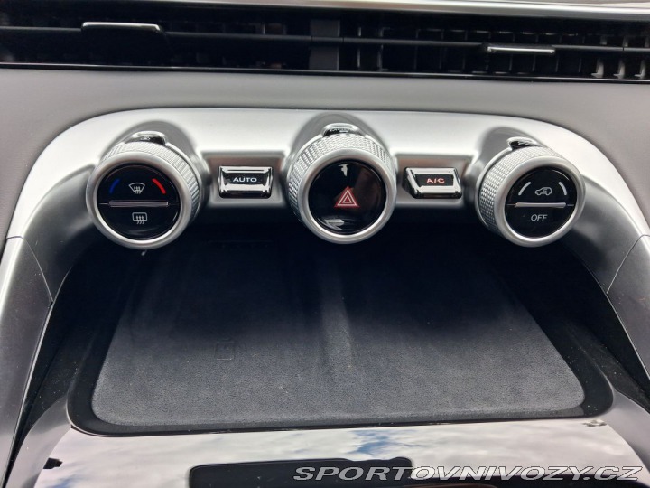 Ostatní značky Ostatní modely Omoda 9 Premium 1.5TGDI PHEV AWD 2026