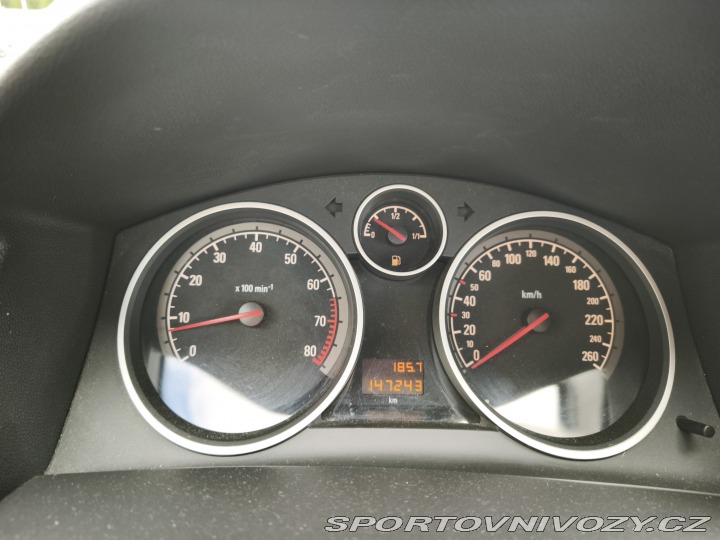 Opel Astra 1.6 16V Twin Top 2008