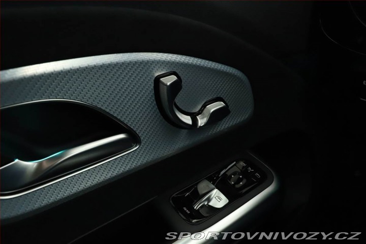 Mercedes-Benz CLA 200 2026