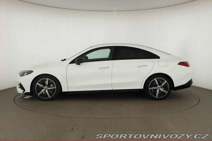 Mercedes-Benz CLA 200 2026